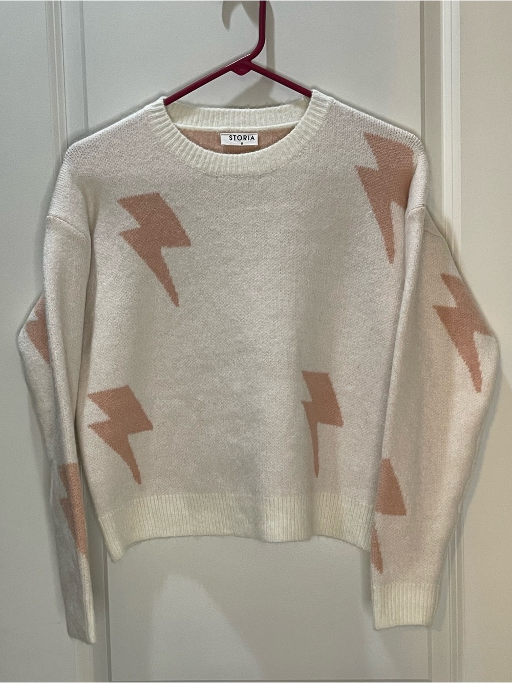 Storia Cream Crewneck Sweater with Blush Bolt Pattern S Cropped